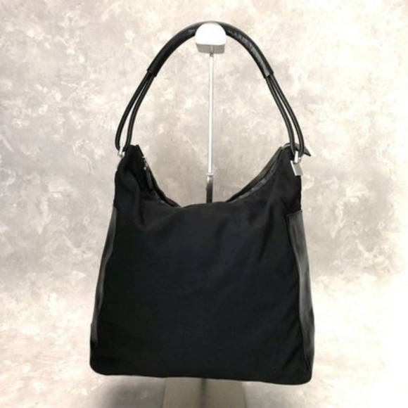 GUCCI Shoulder BagBlack